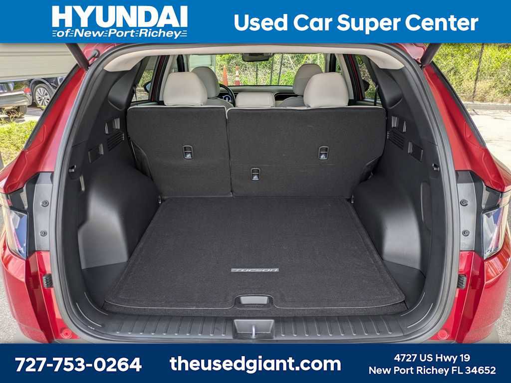 Used 2024 Hyundai Tucson Limited FWD image 12