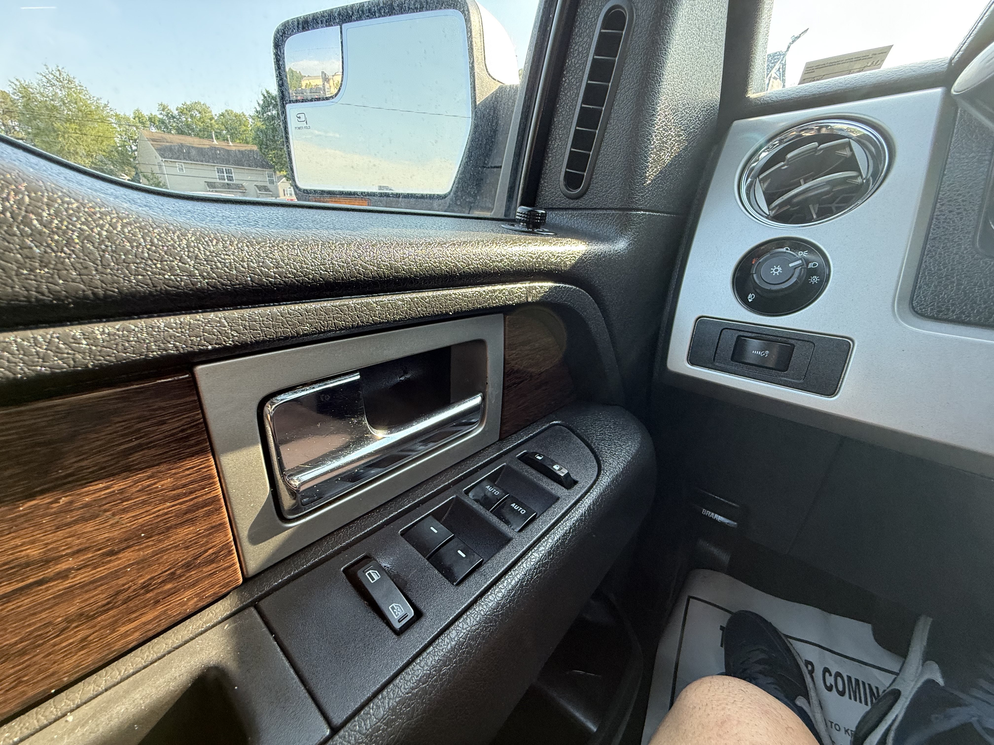 Used 2014 Ford F150 Lariat w/ Equipment Group 501A Mid AWD/4WD image 23