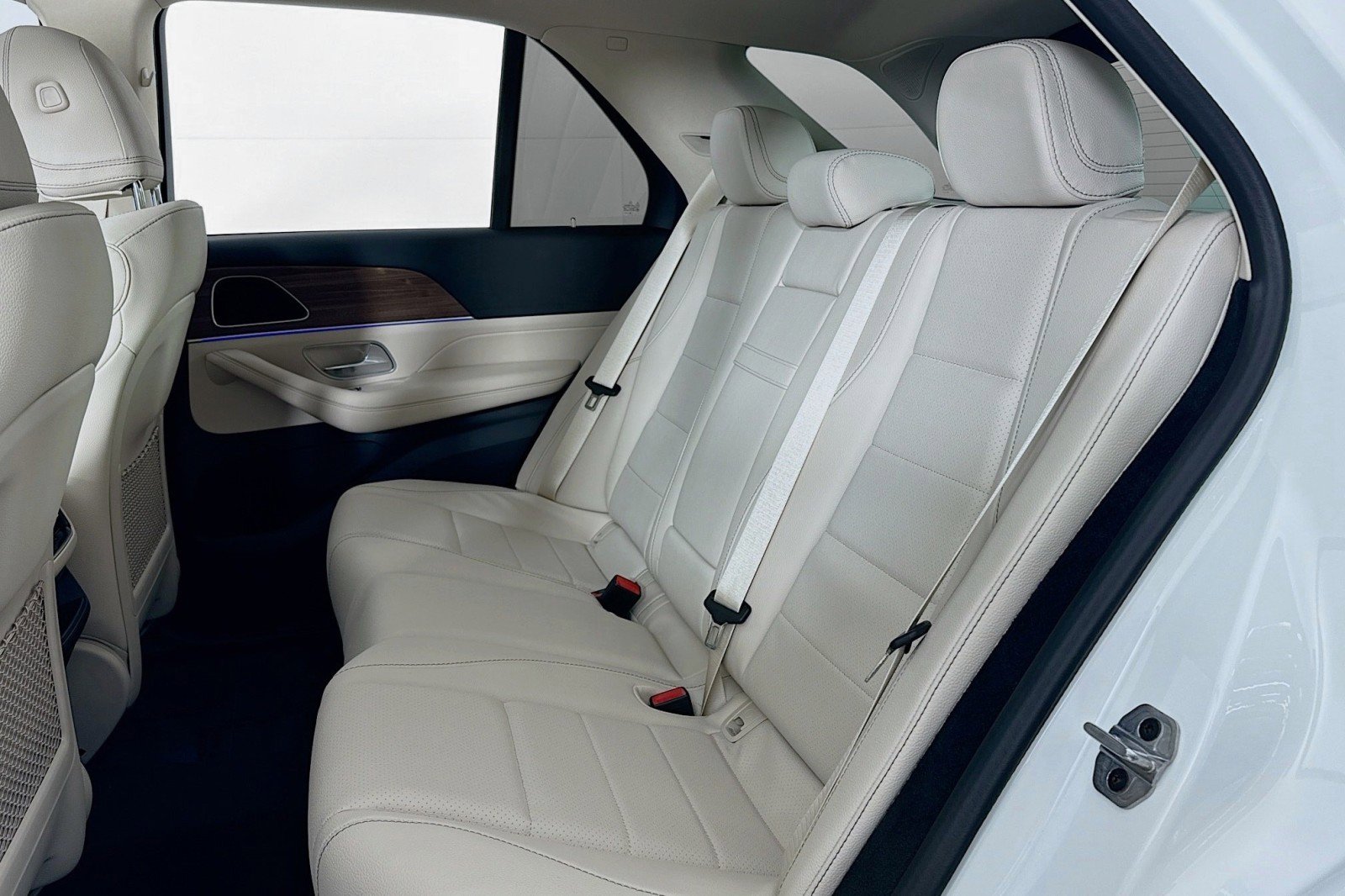 Certified 2025 Mercedes-Benz GLE 350 4MATIC image 8