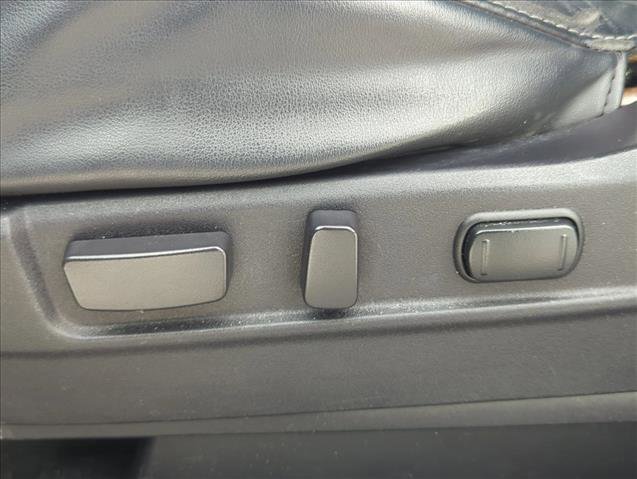 Used 2020 Mitsubishi Outlander SE FWD image 10