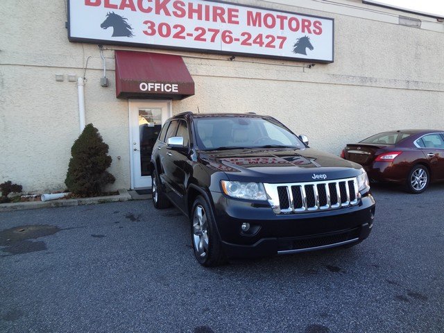 Used 2011 Jeep Grand Cherokee Overland image 1