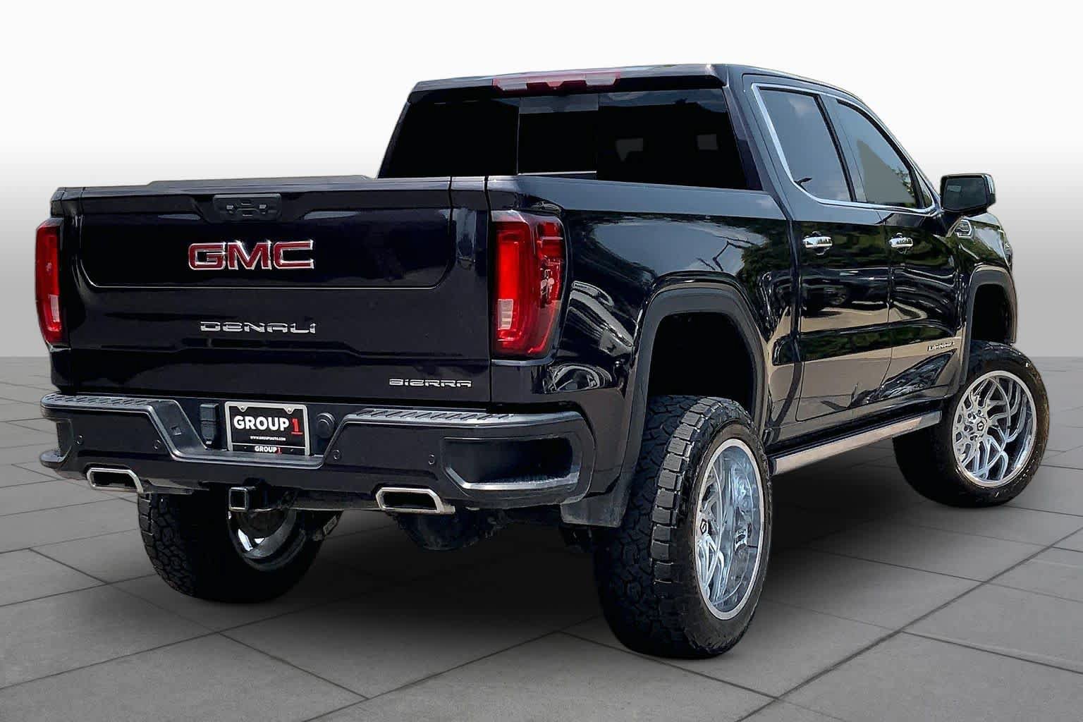 Used 2022 GMC Sierra 1500 Denali AWD/4WD image 13