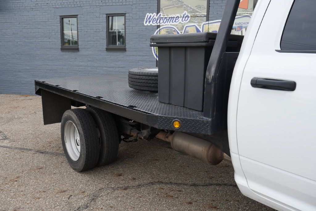 Used 2025 RAM 5500 Tradesman w/ Chrome Appearance Group AWD/4WD image 6