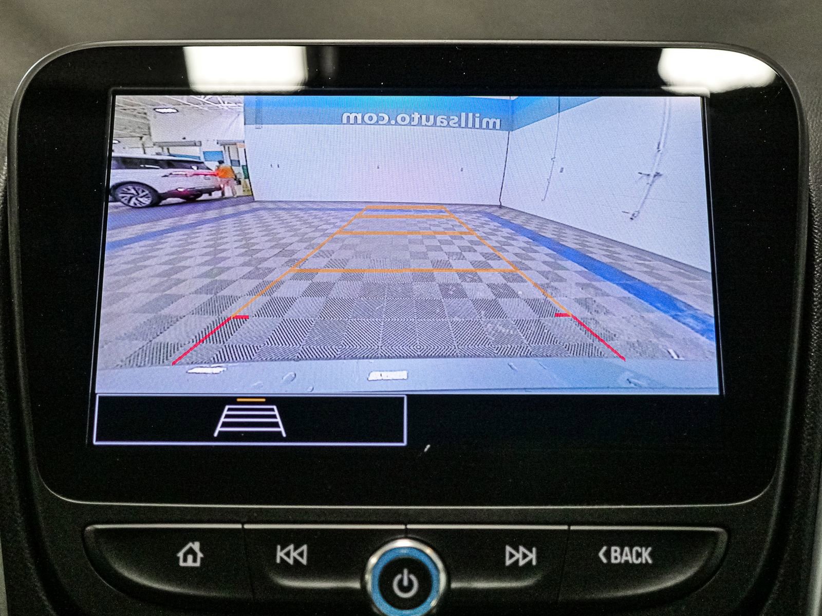 Used 2023 Chevrolet Malibu LT image 37