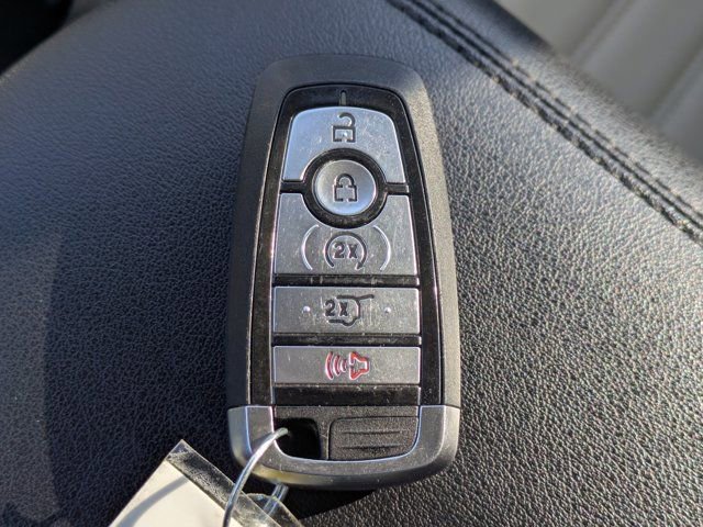 Used 2020 Ford Edge SEL w/ Convenience Package image 25