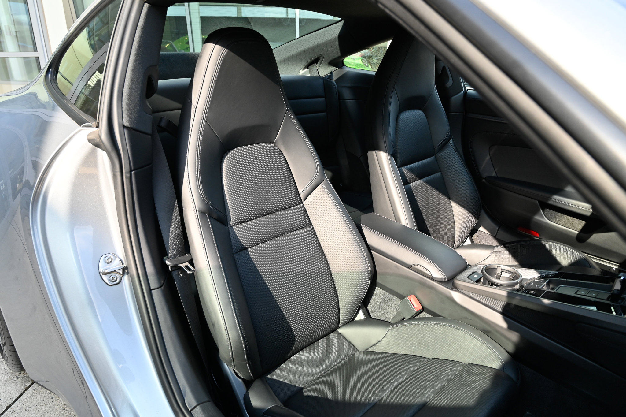 Used 2020 Porsche 911 Carrera S image 38