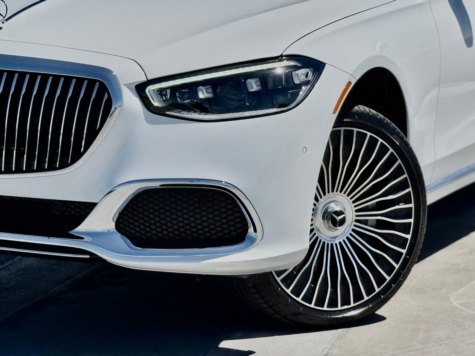 New 2026 Mercedes-Benz Maybach S 580 4MATIC image 4