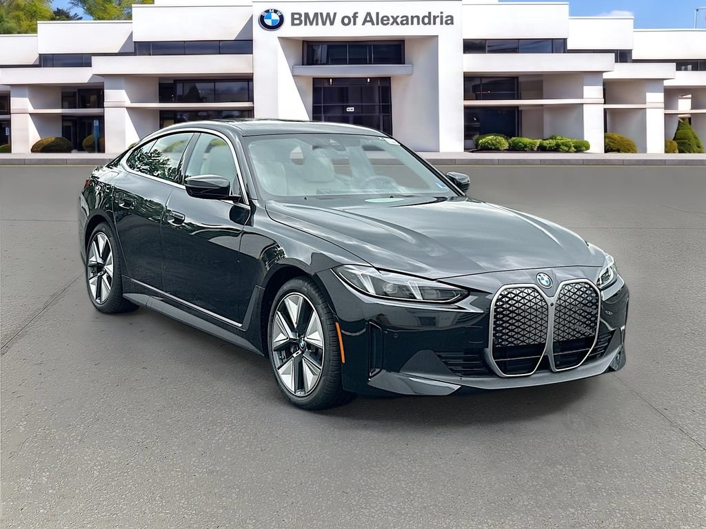 Used 2026 BMW i4 xDrive40i w/ Premium Package AWD/4WD image 3