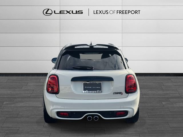 Used 2020 MINI Cooper S w/ Premium Package image 6