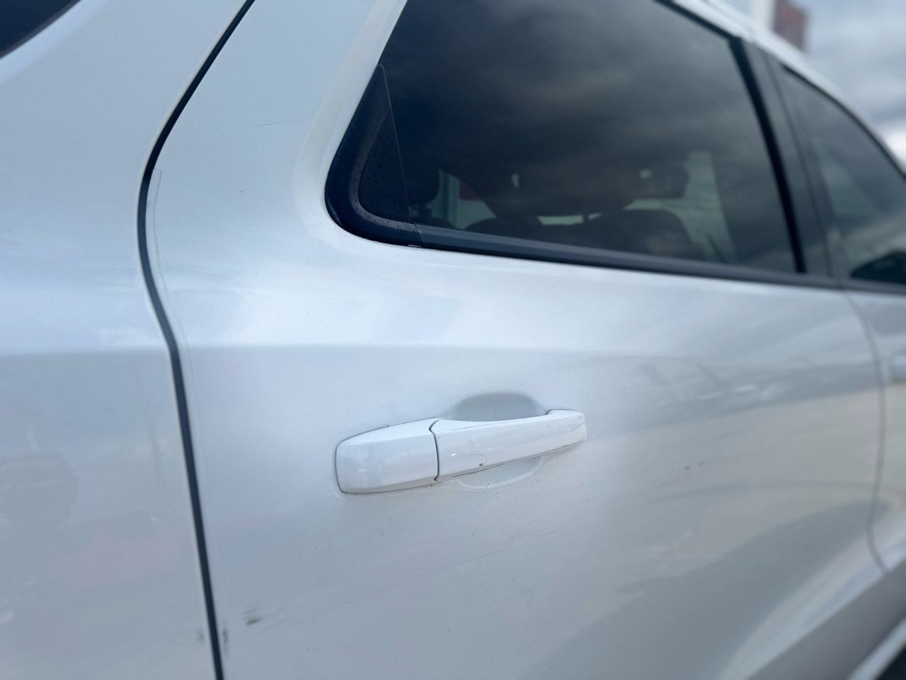 Used 2019 Dodge Durango R/T w/ Blacktop Package AWD/4WD image 31