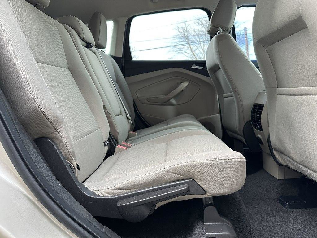 Used 2017 Ford Escape SE FWD image 32