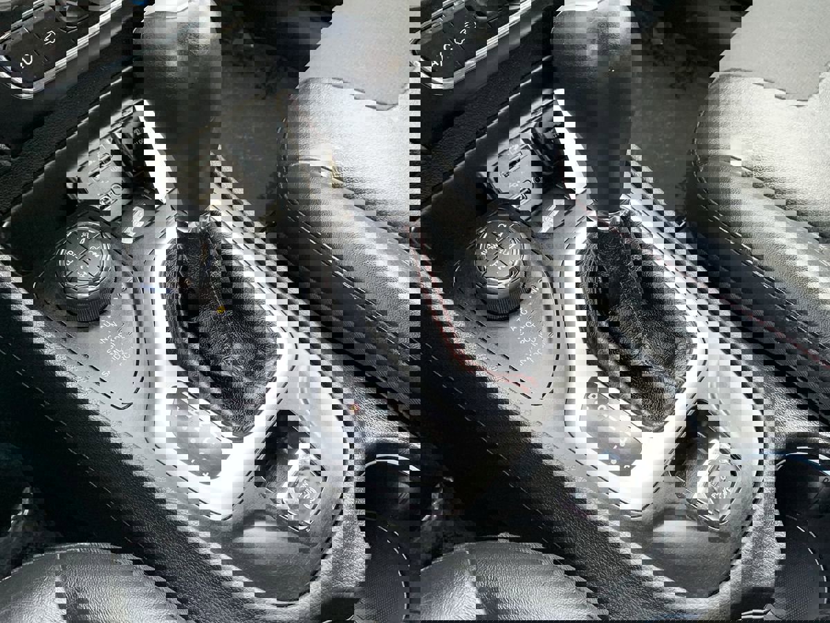 Used 2017 Jeep Cherokee Trailhawk w/ Comfort/Convenience Group image 27