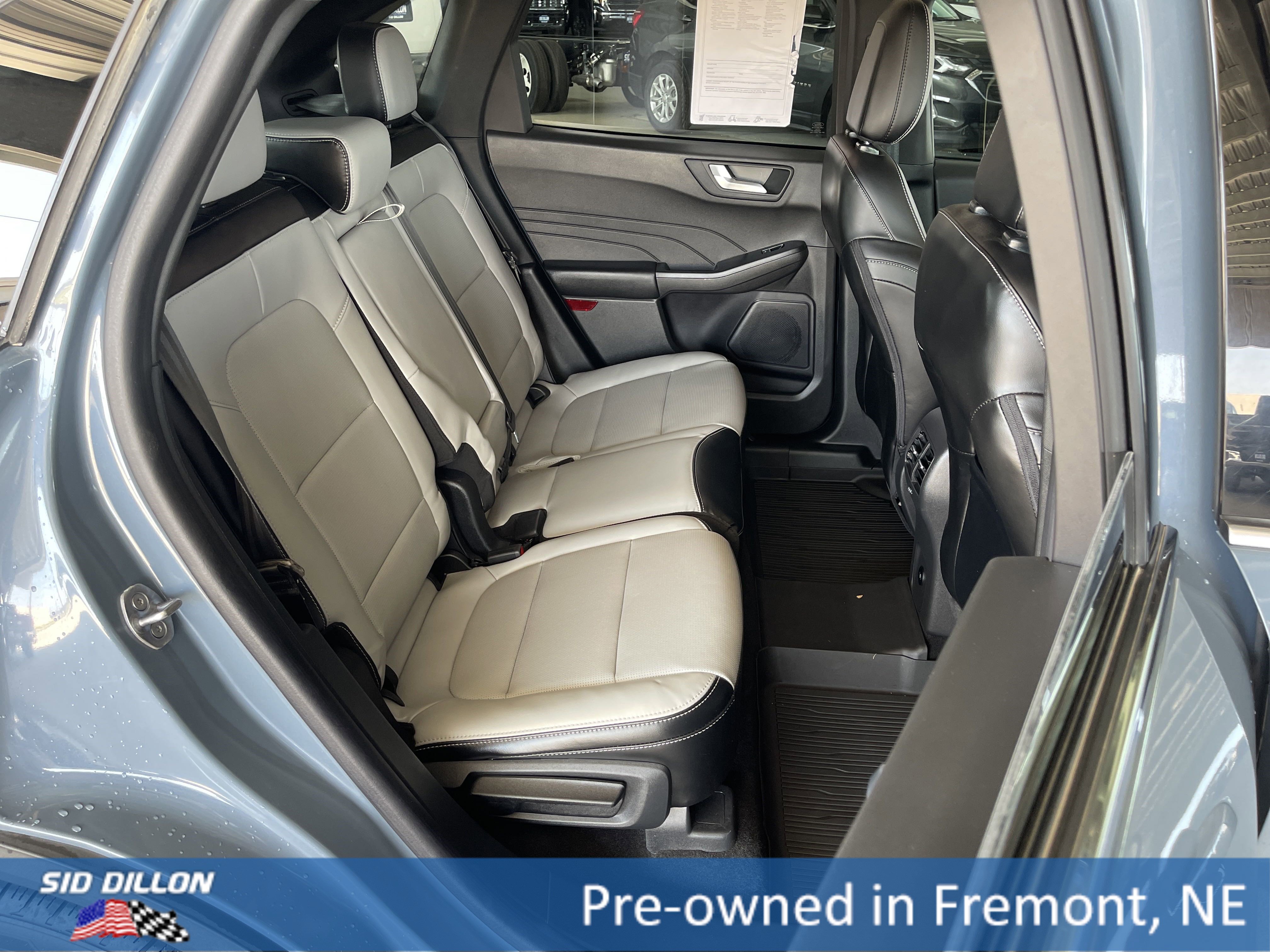 Used 2024 Ford Escape Platinum image 10