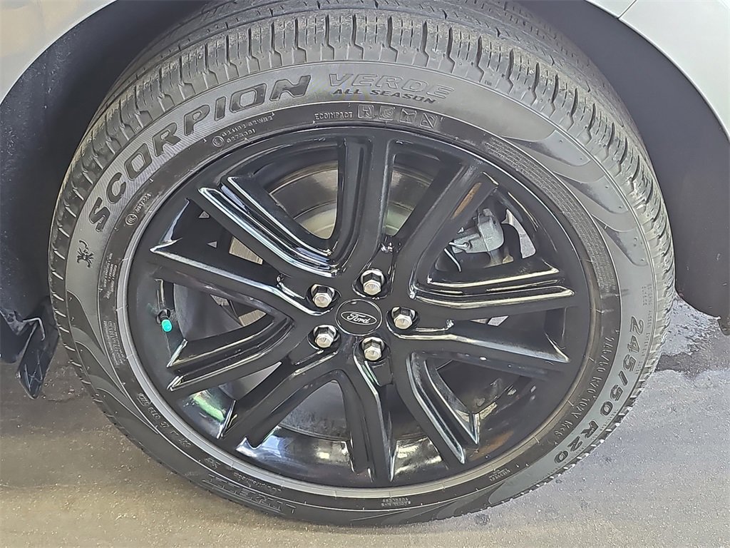 Used 2024 Ford Edge ST-Line image 34