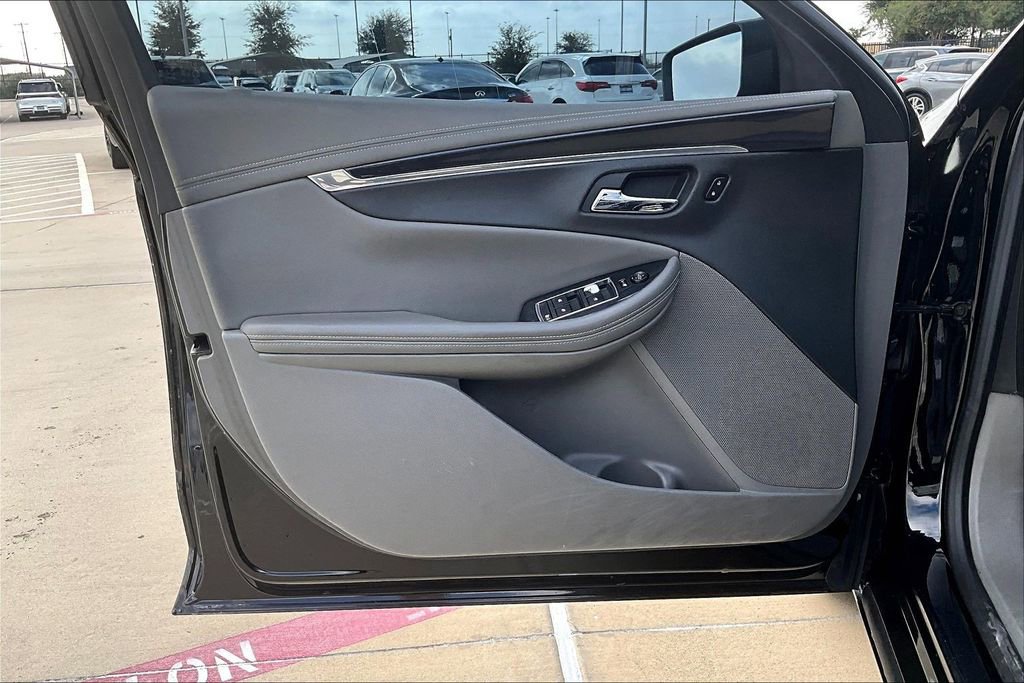 Used 2018 Chevrolet Impala LT image 22