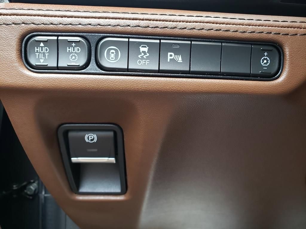 Used 2023 Acura MDX SH-AWD w/ Advance Package image 23