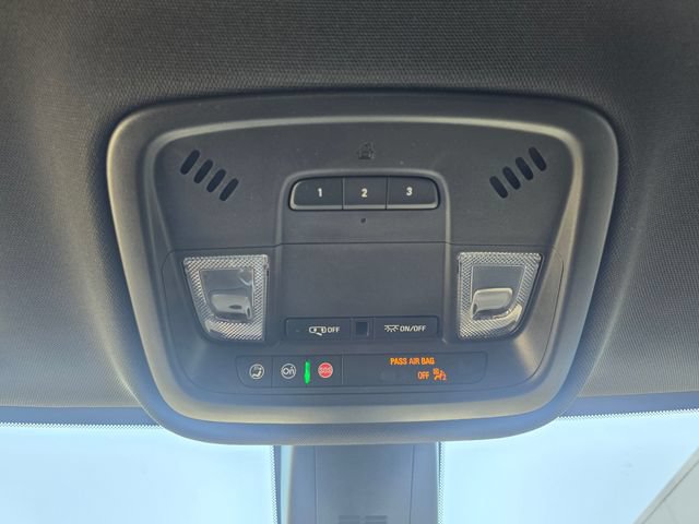 Used 2023 Chevrolet Traverse LT w/ Rear Camera Mirror Package AWD/4WD image 28