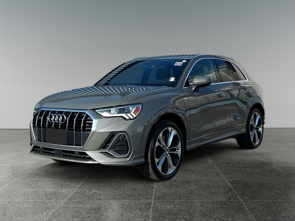 Used 2020 Audi Q3 2.0T Premium Plus w/ Premium Plus Package AWD/4WD image 4
