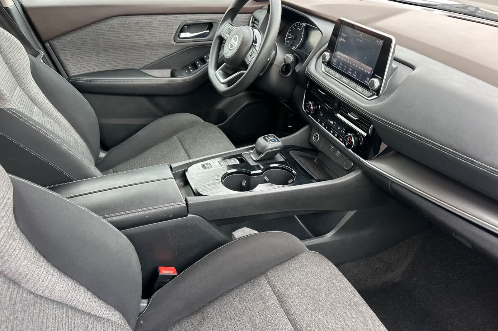 Used 2021 Nissan Rogue SV FWD image 17