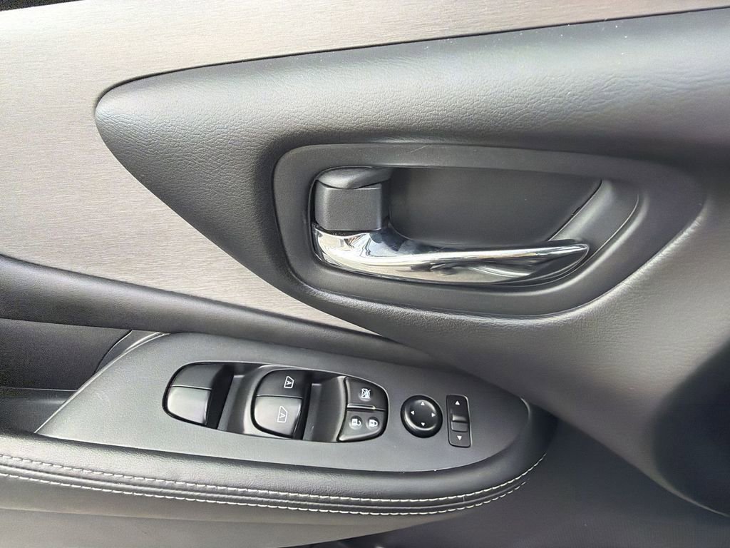 Used 2023 Nissan Murano S FWD image 22