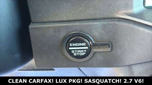 Used 2024 Ford Bronco Badlands image 8