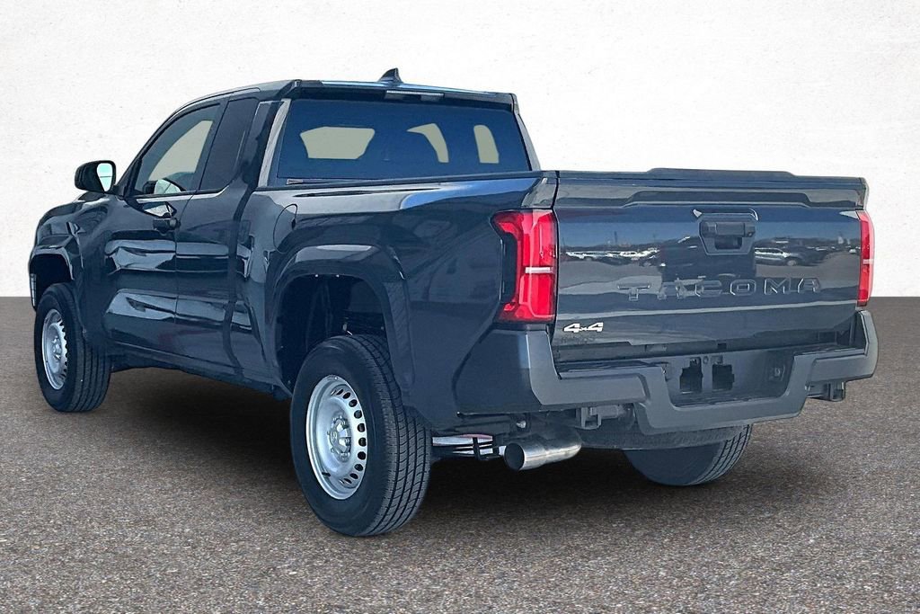 Used 2025 Toyota Tacoma SR image 5