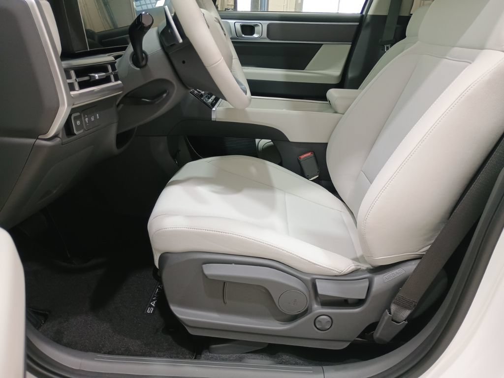 New 2026 Hyundai Santa Fe SE AWD/4WD image 12