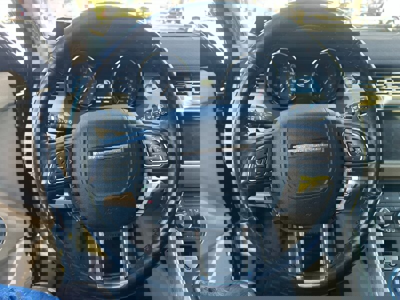 Used 2015 Land Rover Range Rover Evoque Pure Plus image 17