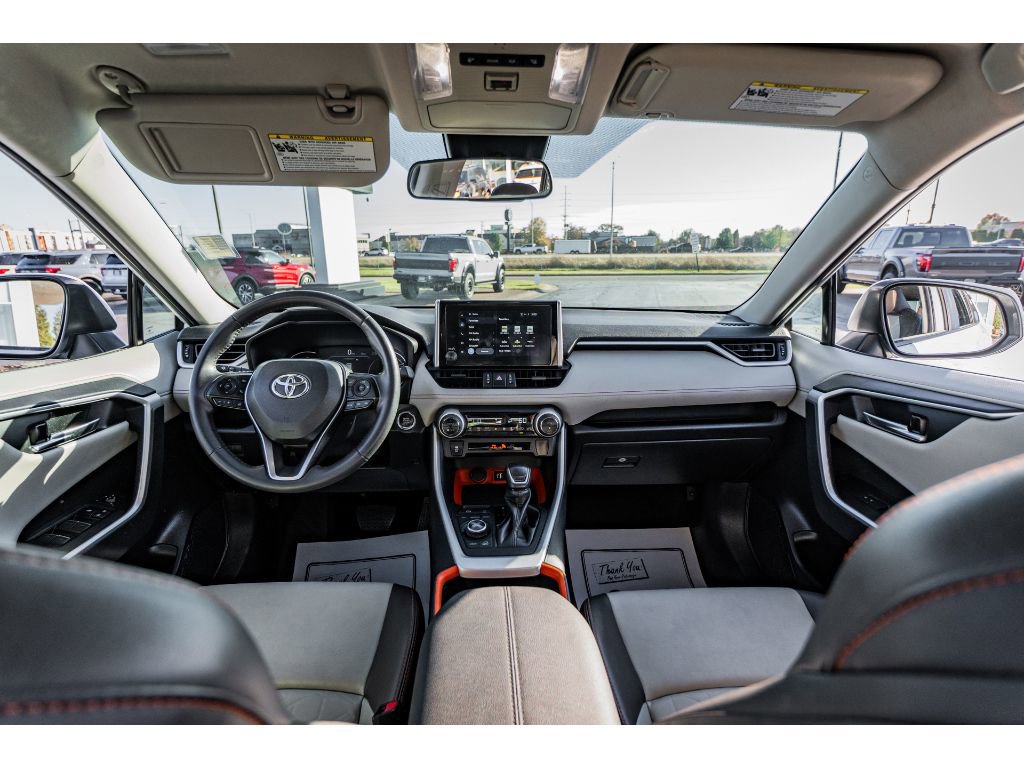 Used 2023 Toyota RAV4 Adventure image 10