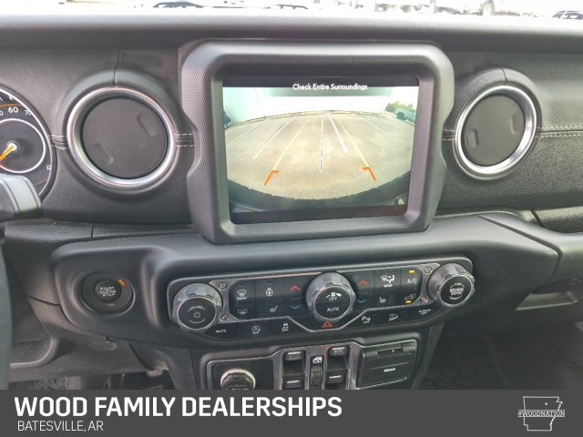 Used 2019 Jeep Wrangler Unlimited Sahara image 17