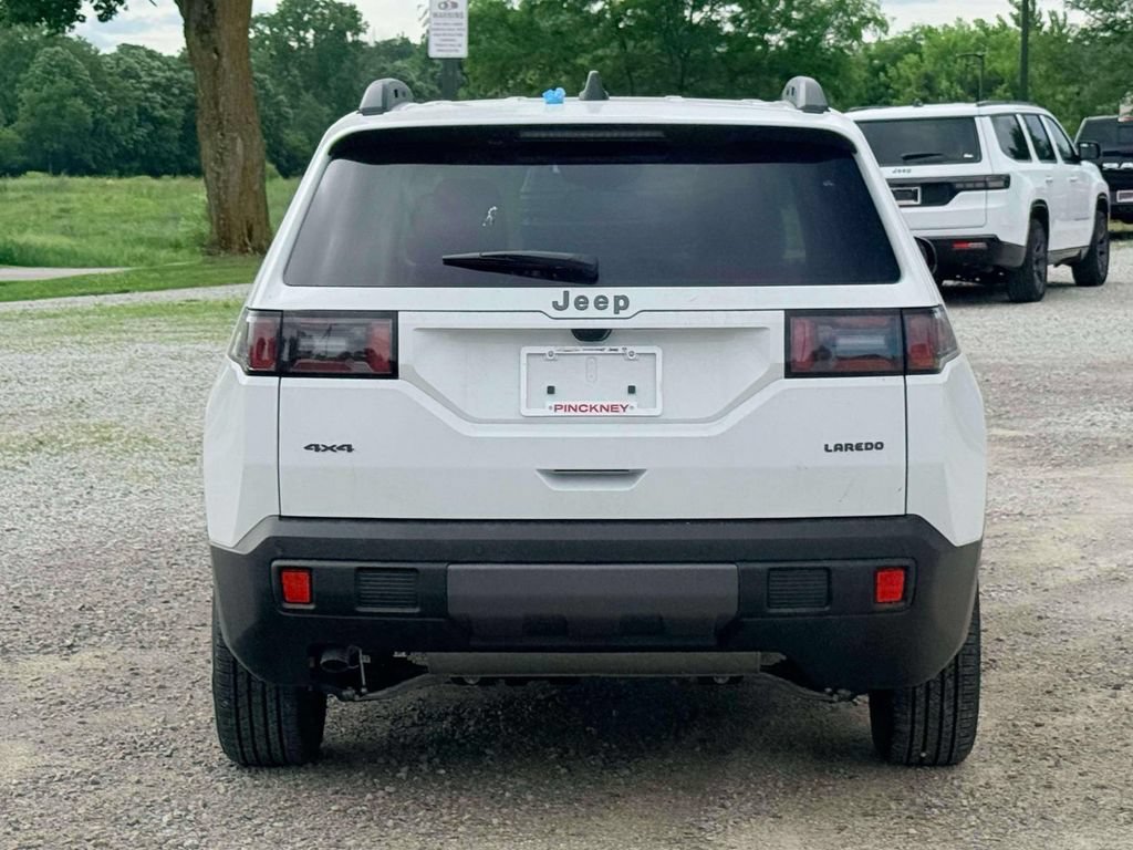 New 2026 Jeep Cherokee Laredo AWD/4WD image 8