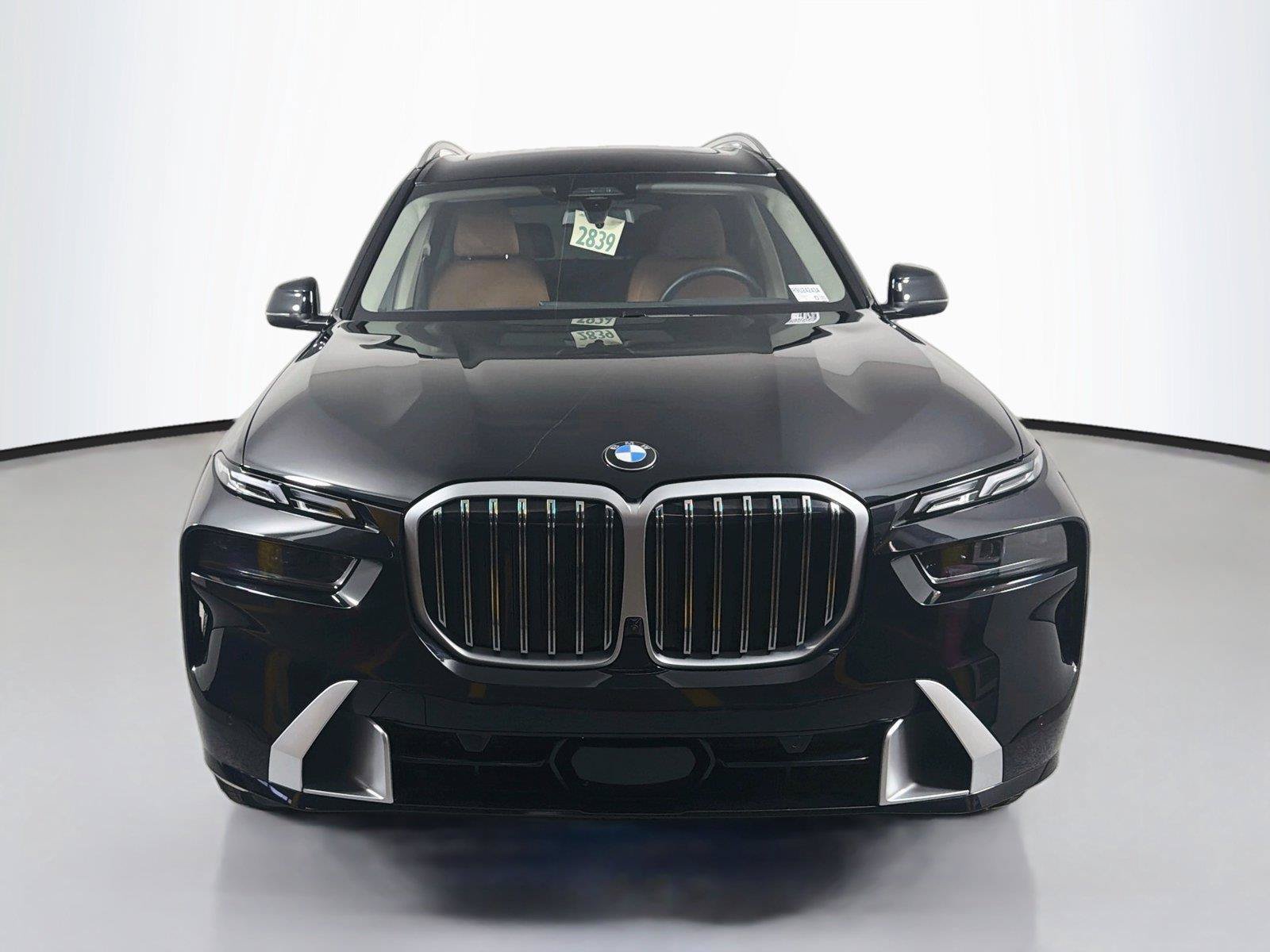 Used 2024 BMW X7 xDrive40i AWD/4WD image 2