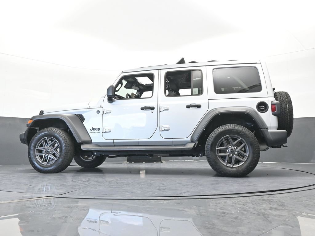 Used 2024 Jeep Wrangler Sport S AWD/4WD image 53