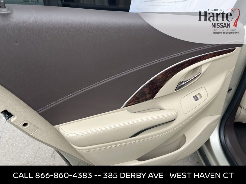 Used 2016 Buick LaCrosse Leather FWD image 19