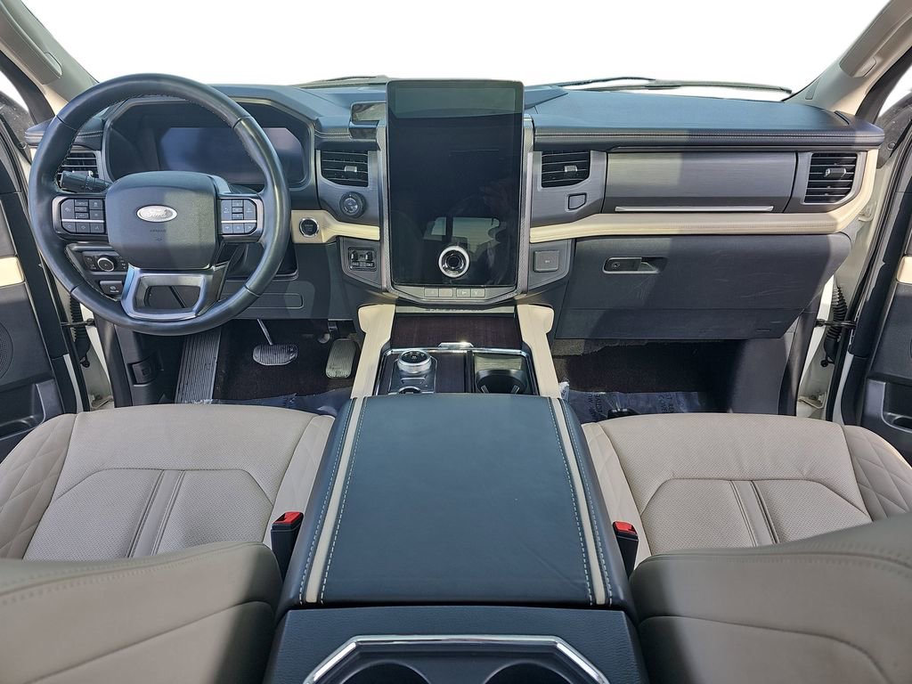 Used 2023 Ford Expedition Max Platinum image 9