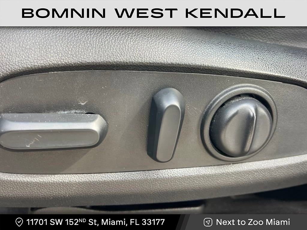 Used 2019 Chevrolet Traverse RS image 7