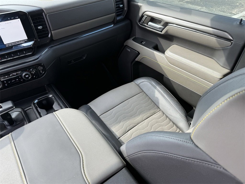 Used 2023 Chevrolet Silverado 1500 ZR2 w/ Technology Package image 26