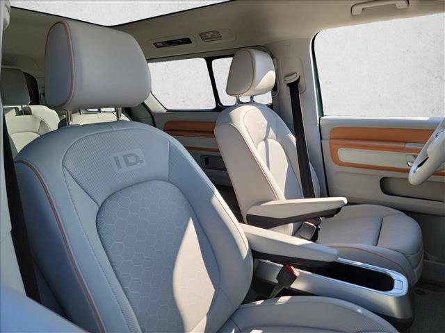 Used 2025 Volkswagen ID. Buzz 1st Edition AWD/4WD image 12