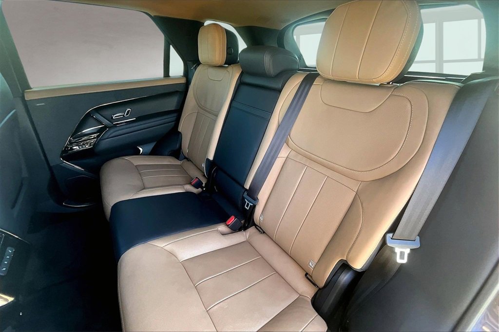 Used 2024 Land Rover Range Rover Sport Dynamic SE image 27