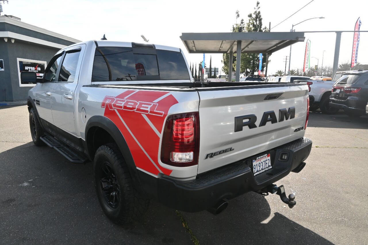 Used 2018 RAM 1500 Rebel w/ Ram 1500 Black Rebel Group AWD/4WD image 5