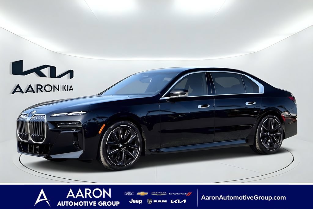Used 2026 BMW 740i w/ Premium Package RWD image 1