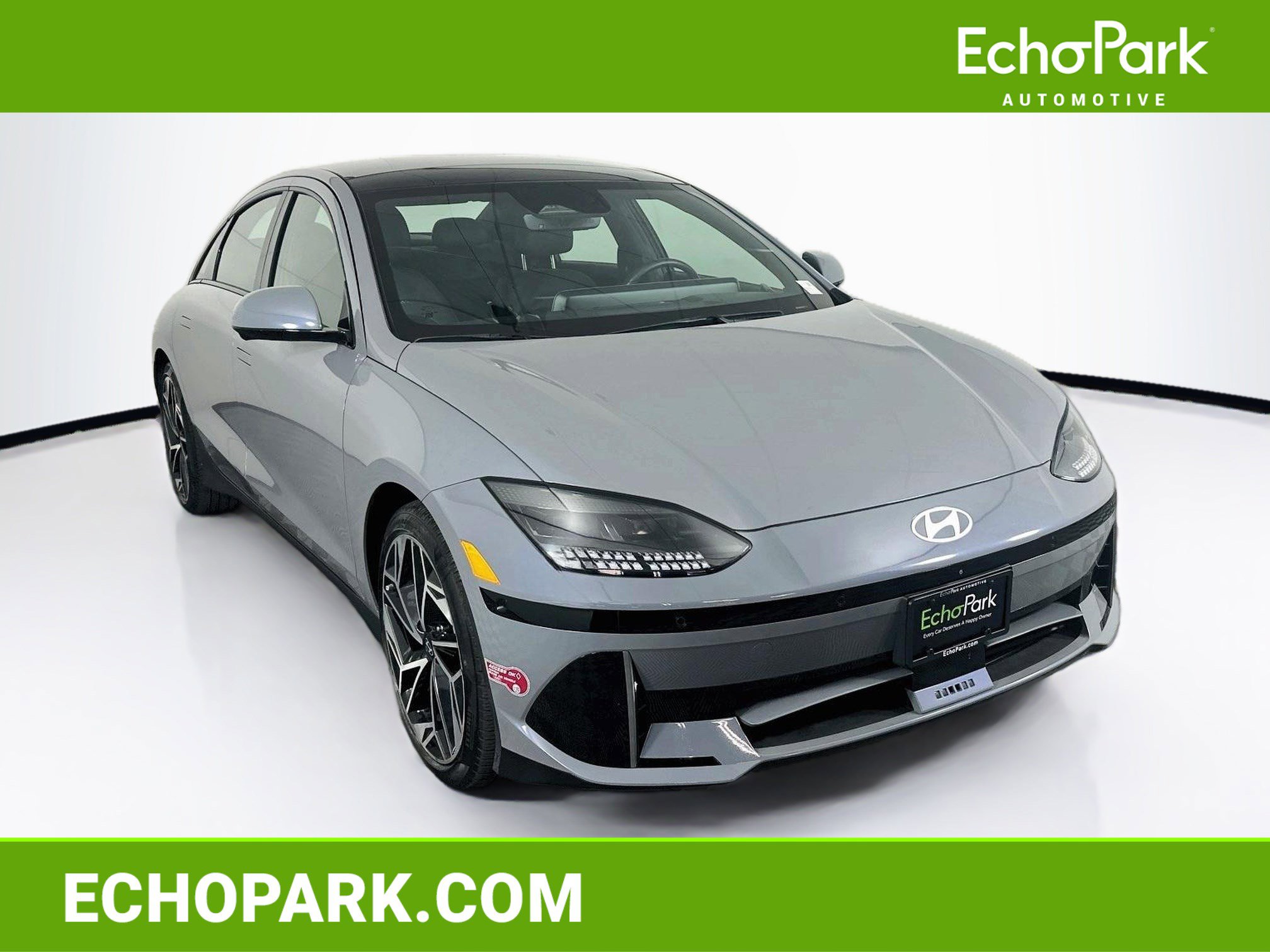 Used 2023 Volvo C40 P8 Recharge Plus AWD/4WD image 1
