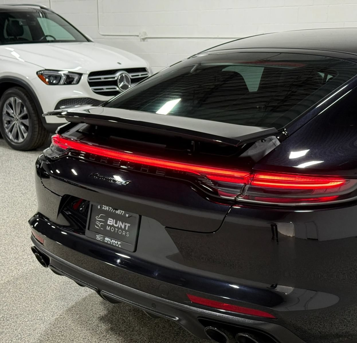 Used 2023 Porsche Panamera 4 Platinum Edition AWD/4WD image 90