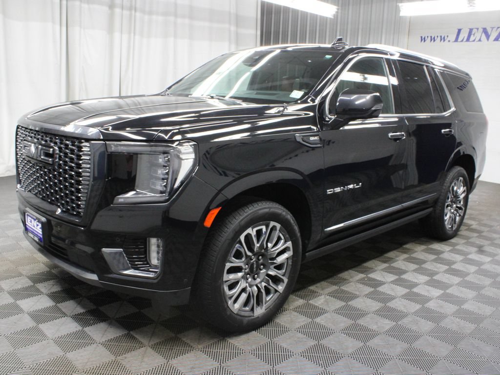 Used 2023 GMC Yukon Denali Ultimate AWD/4WD image 9
