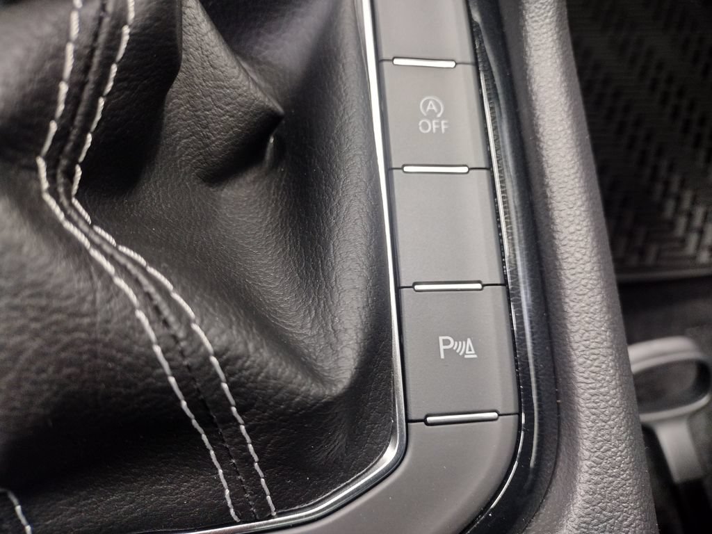 New 2026 Volkswagen Taos SEL AWD/4WD image 32