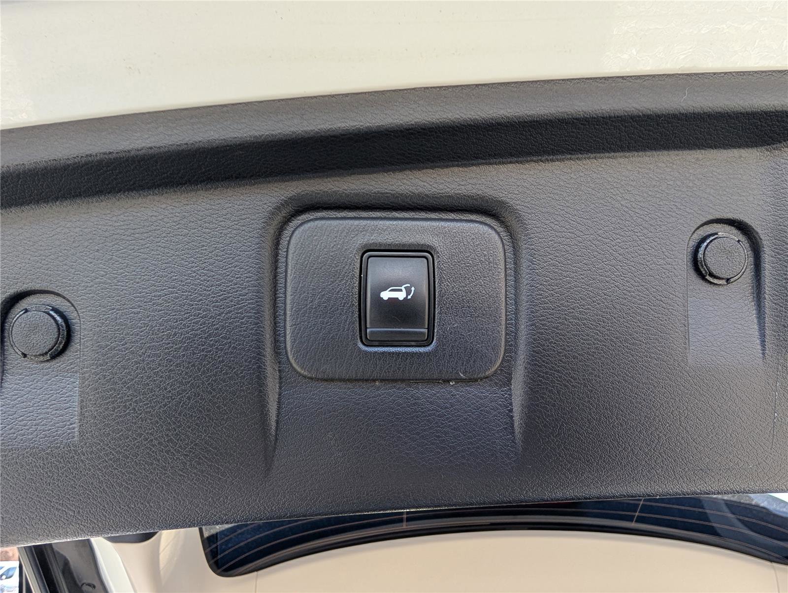 Used 2017 Nissan Murano Platinum w/ Platinum Technology Package image 14