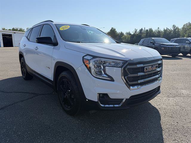 Used 2022 GMC Terrain AT4 w/ Infotainment Package II AWD/4WD image 5