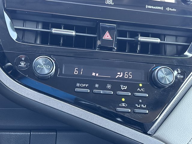 Used 2024 Toyota Camry XSE w/ Navigation Package image 33