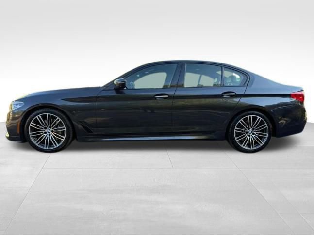 Used 2018 BMW 540i xDrive image 2