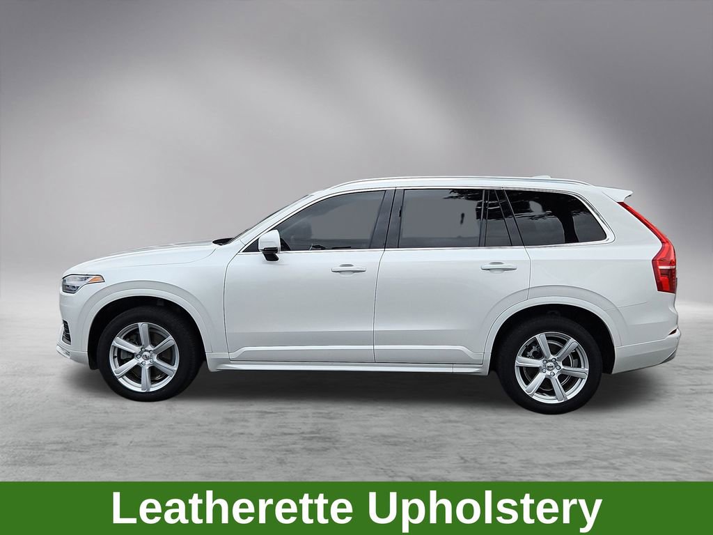 Used 2022 Volvo XC90 T5 Momentum image 4